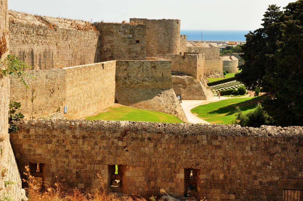 Antifanous Apartments Rhodes City Exterior foto